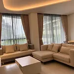 Verso Hua Hin - A Veranda Collection
